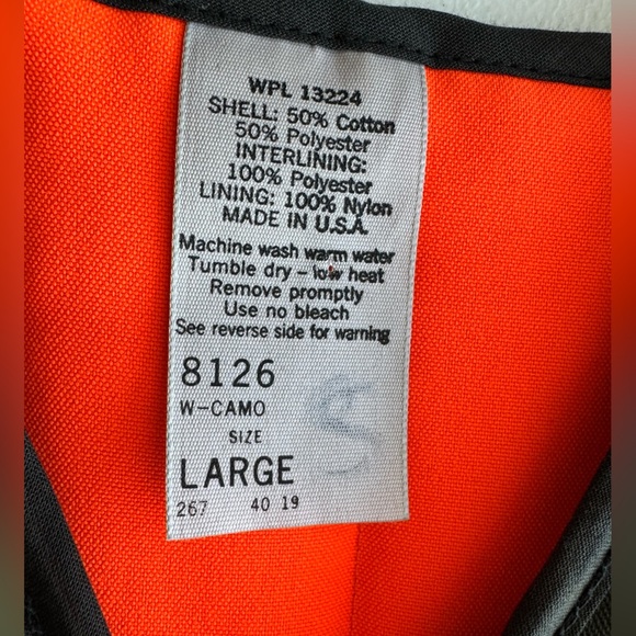 Vintage Lord Calvert Reversible
Camouflage Hunting Vest Adult Size Large - Picture 6 of 7